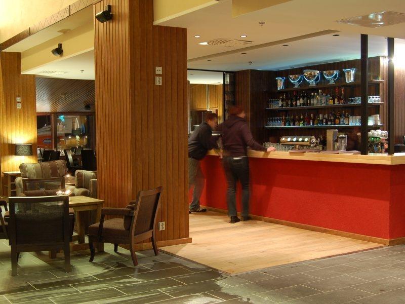 图恩图瑞圣诞老人酒店 萨利色尔卡 外观 照片